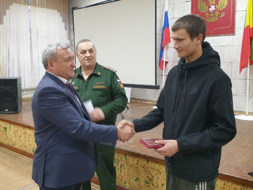 20-летний парень из села Подволок награжден медалью «За отвагу»